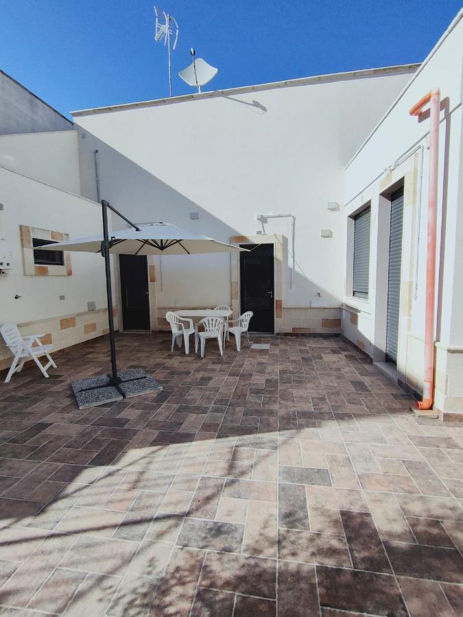 Appartamento Dante Avetrana Exterior photo